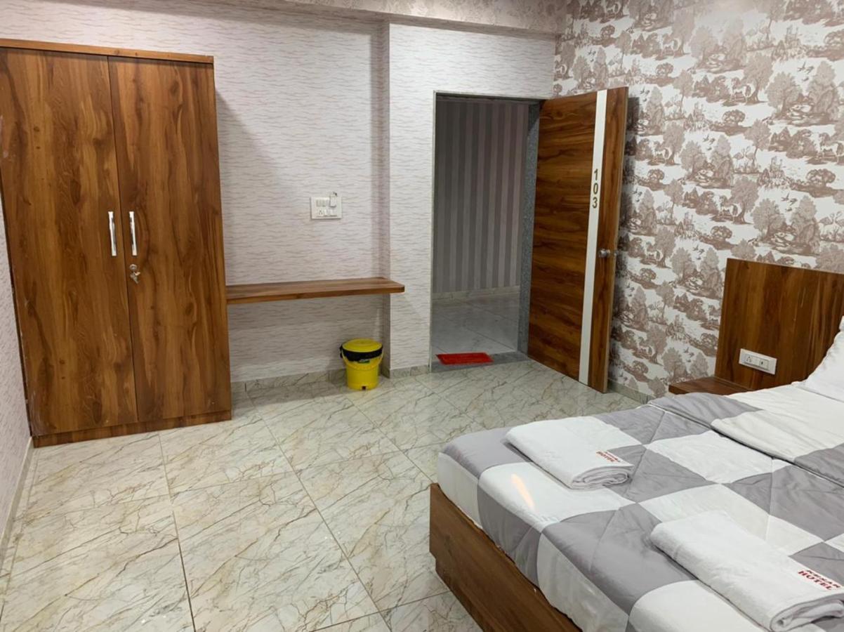Kesar Hotel Viramgam Εξωτερικό φωτογραφία